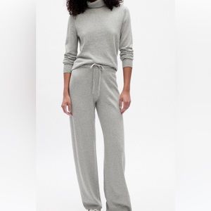 Gap cashsoft sweater pants XS